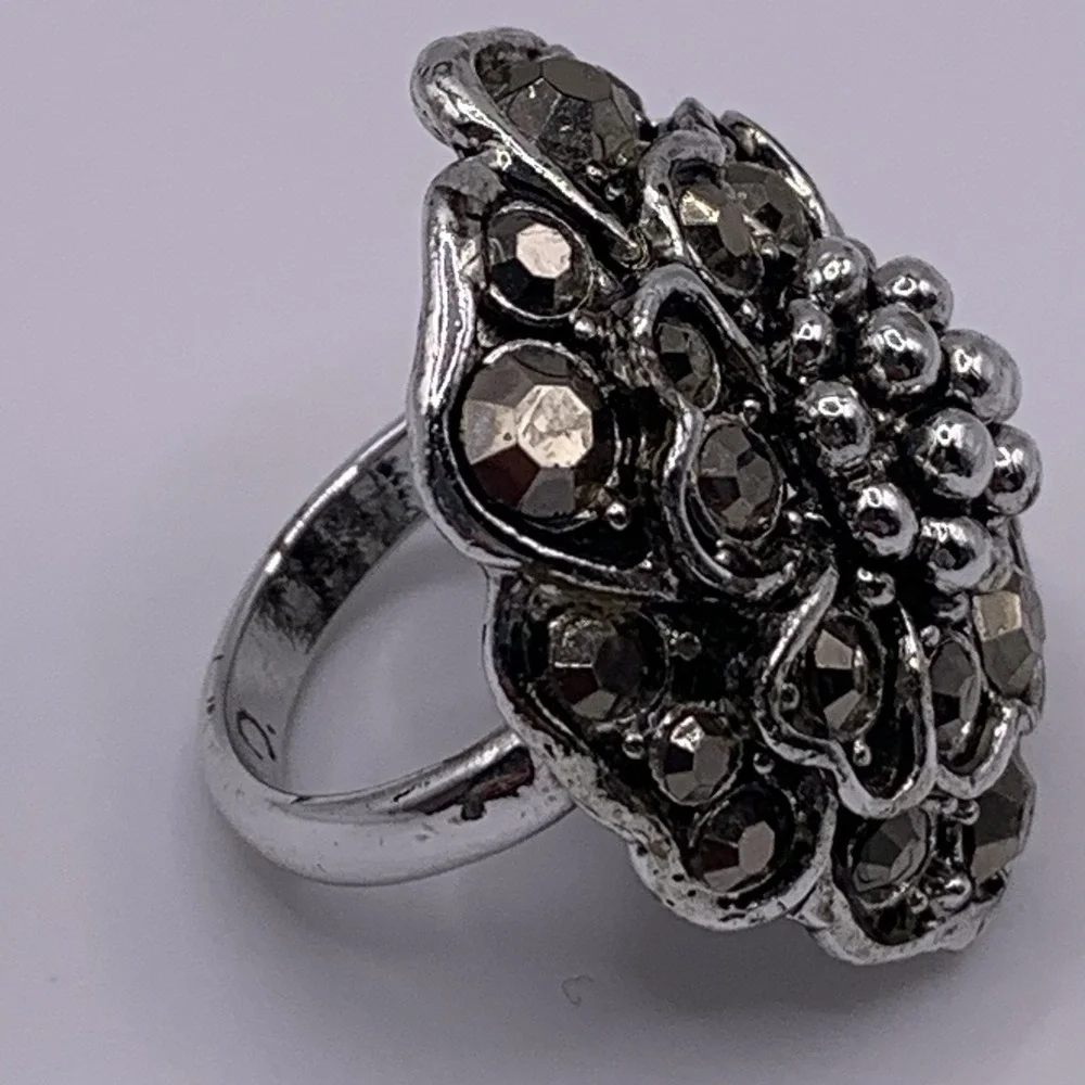 Vintage Hollycraft Ring Smoky Rhinestone Gunmetal Tone Floral Adjust 6.5 Plus